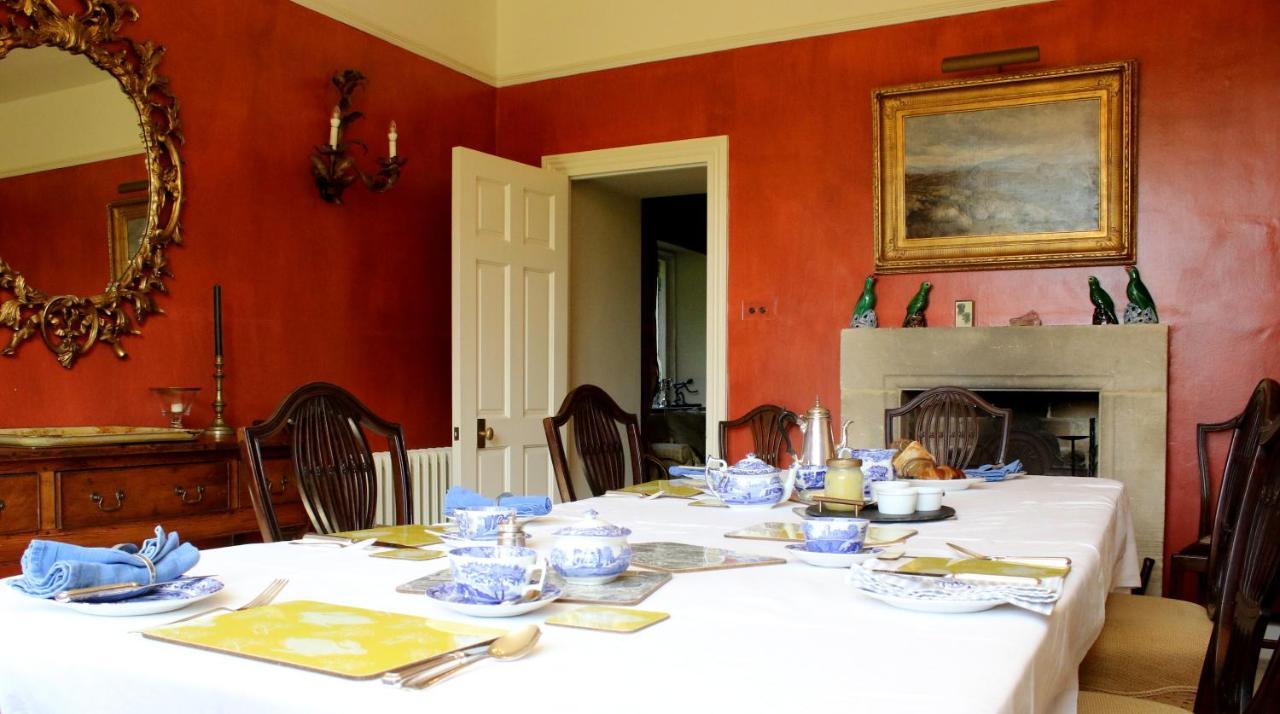 Naunton Aylworth Manor B&B 외부 사진